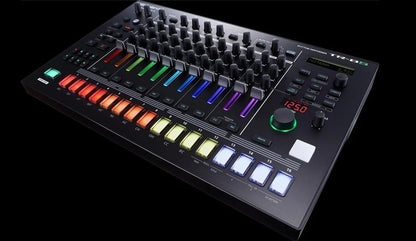 Roland TR-8S Rhythm Performer