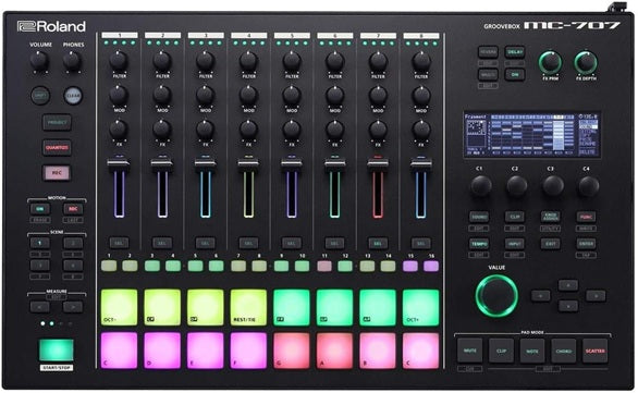 Roland MC-707 GROOVEBOX